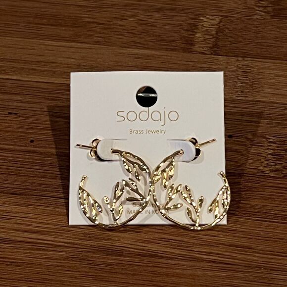 Earrings golden stud earrings  Leaf ear wires fairy core soft girl  academia - Picture 6 of 9